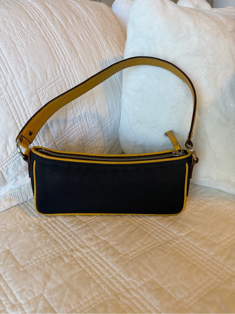 Kate Spade Rare Black and Mustard Canvas and Leather Shoulder Bag 10x4.75 - Picture 2 of 11